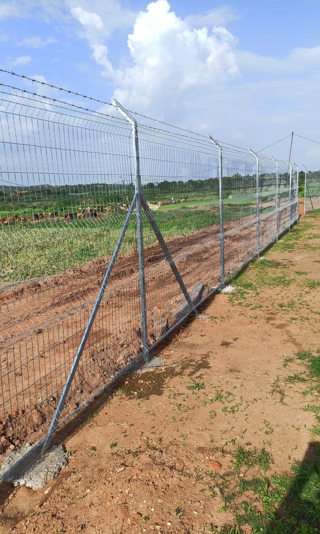 welded wire fence 8ft